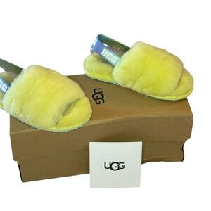 UGG Fluff Yeah Slides New SZ 10 kids